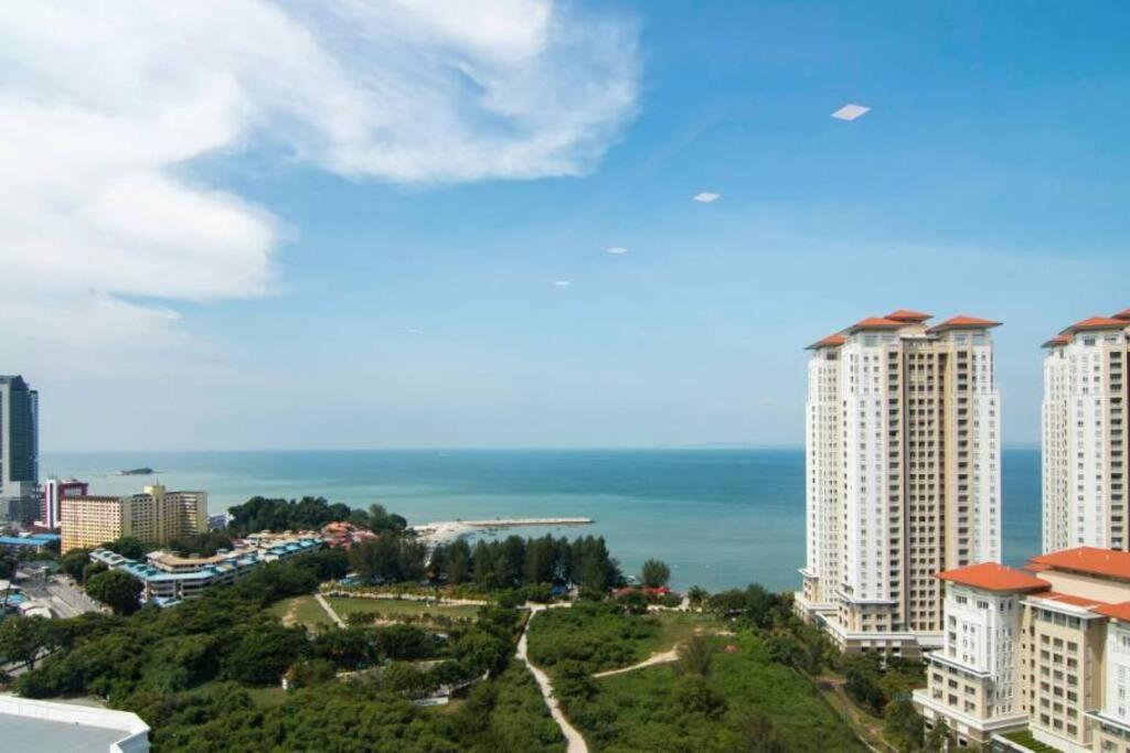 Jazz 313 Cosy 2-Bedroom Suite With Pool & Seaview Bagan Jermal Dış mekan fotoğraf